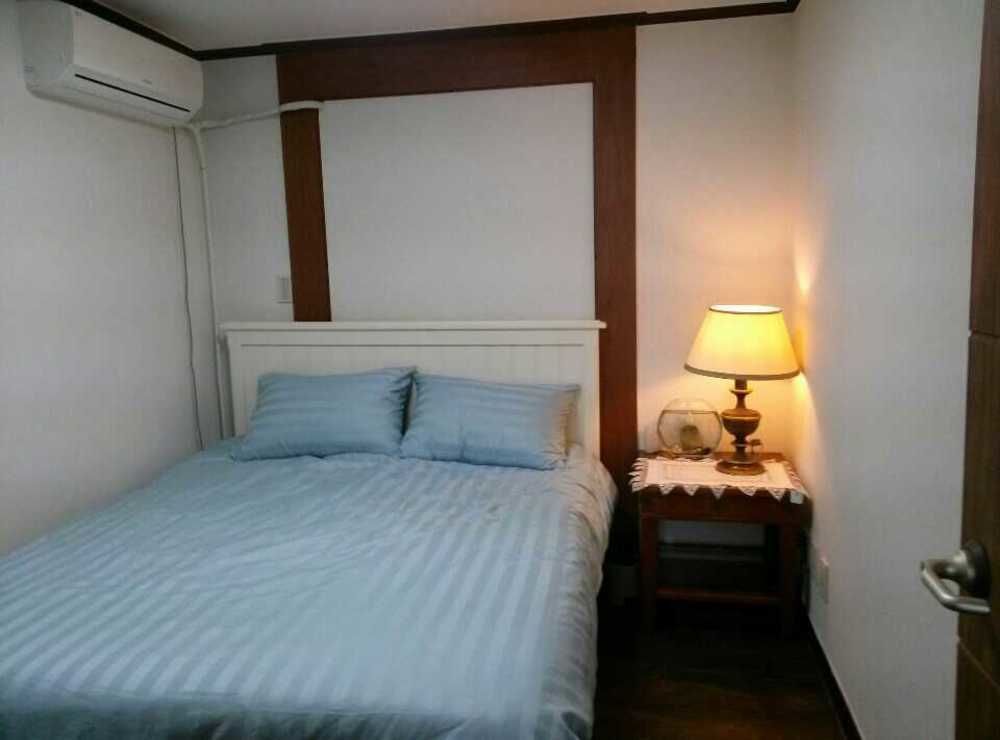 K Star Road Guesthouse - Hostel سيول المظهر الخارجي الصورة